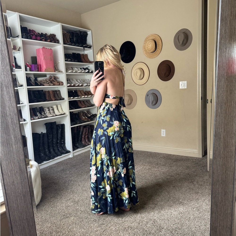 NWT Floral Maxi Dress with High Slit - Picture 4 of 6